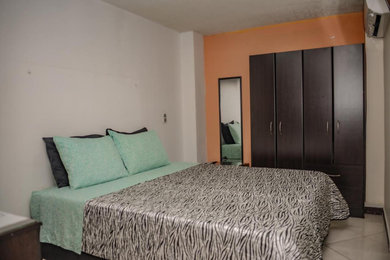 Calle 8 Suites メデジン エクステリア 写真