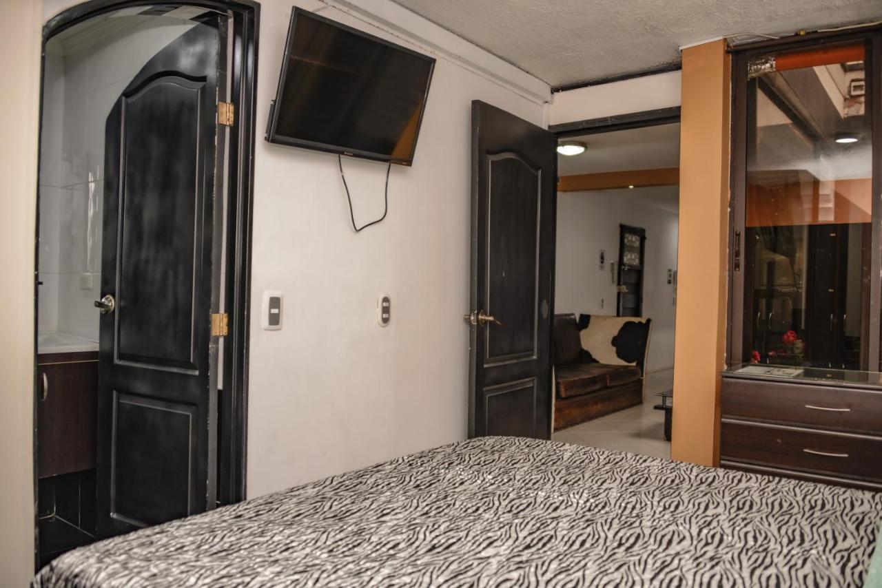 Calle 8 Suites メデジン エクステリア 写真