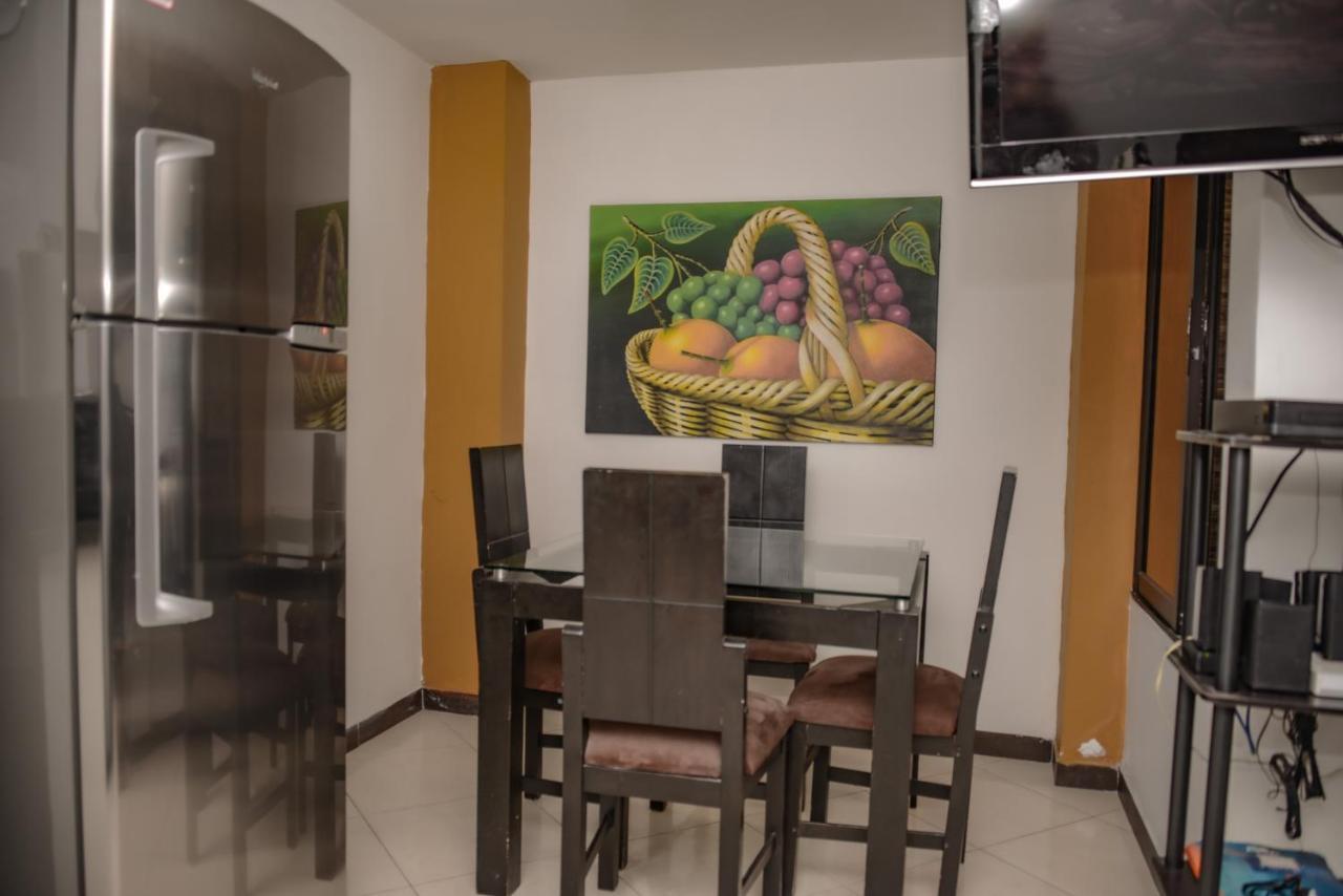 Calle 8 Suites メデジン エクステリア 写真