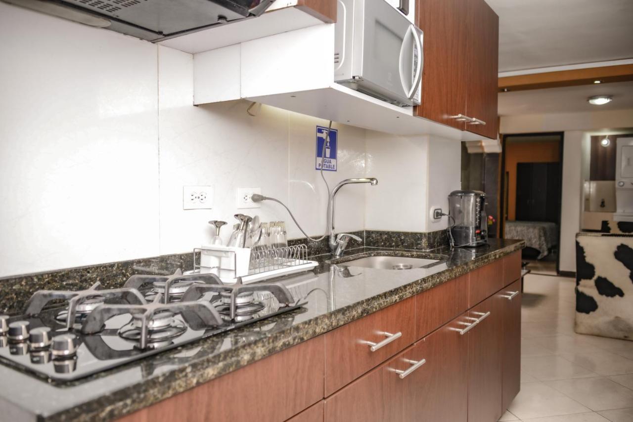 Calle 8 Suites メデジン エクステリア 写真