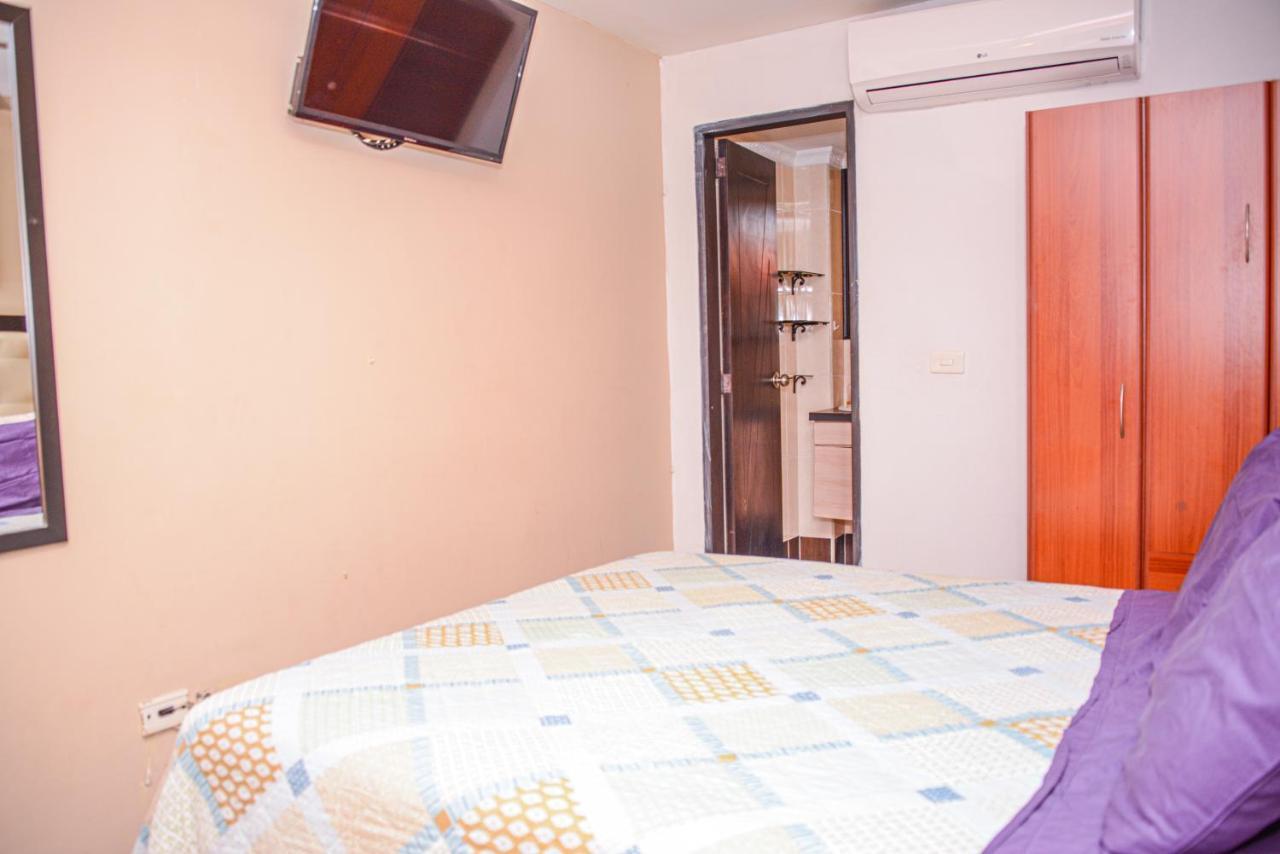 Calle 8 Suites メデジン エクステリア 写真